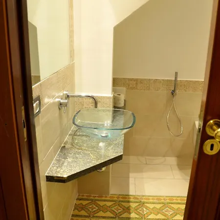 Casa Virgilio In Centro Guest house