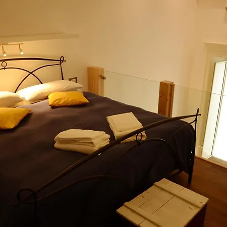 Casa Virgilio In Centro 3* Naples