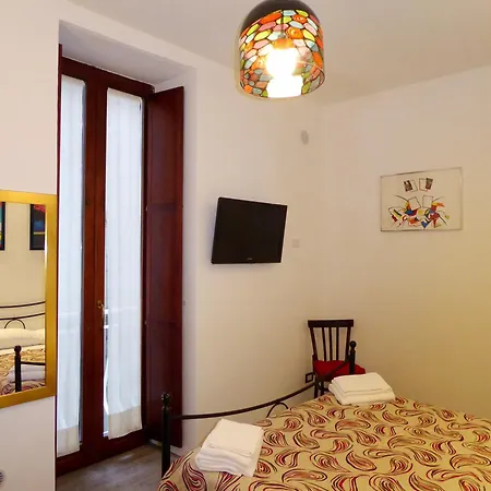 Casa Virgilio In Centro Guest house