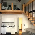 Casa Virgilio In Centro بيت ضيافة 3*