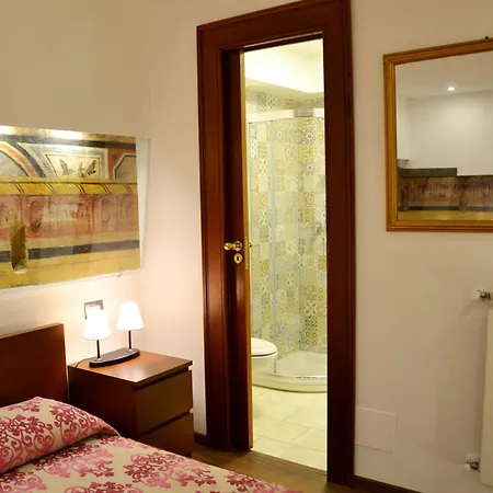 Casa Virgilio In Centro Neapol