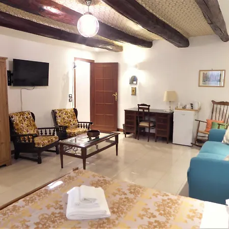 בית הארחה Casa Virgilio In Centro