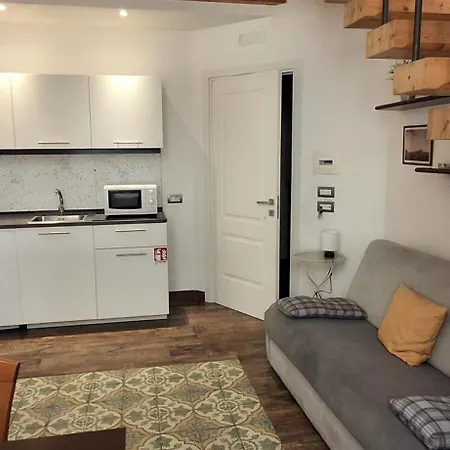 Pensjonat Casa Virgilio In Centro 3*